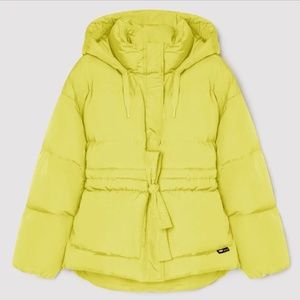 OOFWEAR PUFFER JACKET 9108 IN NYLON CRISPY WITH WAIST BELT. SIZE: S. COLOR: LIME